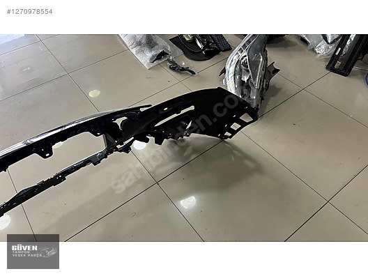 Cars & SUVs / Hatches & Bodywork / SUZUKİ SX4 S-CROSS ÖN TAMPON on