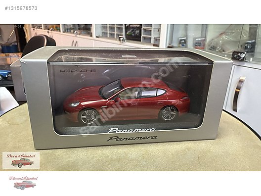 Minichamps Diecast Model 1:64 Porsche Araba - 1315978573