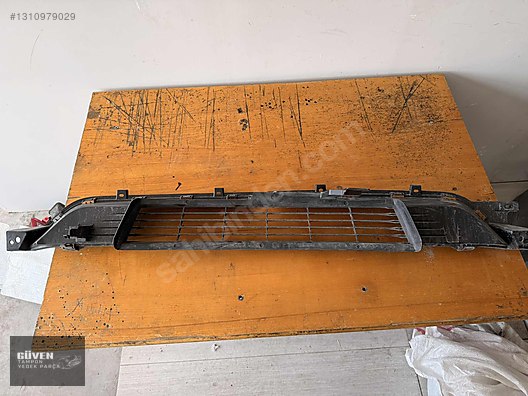 TESLA MODEL Y JUNİPER ÖN TAMPON ORTA IZGARA 1983889-00 - İlan ve