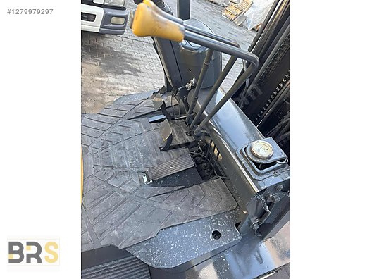 Machinery / Industrial / Carrying & Stacking Equipment / Forklifts / For Sale / TEU