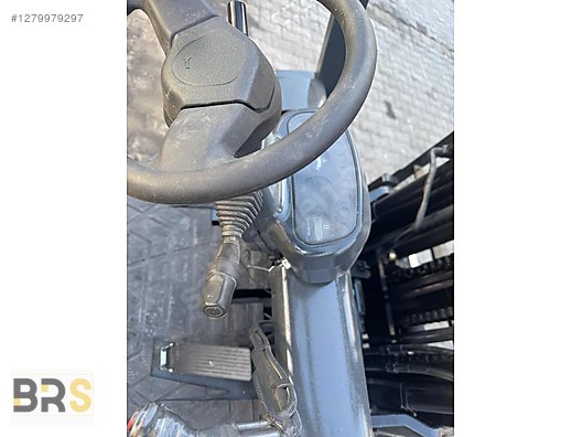 Machinery / Industrial / Carrying & Stacking Equipment / Forklifts / For Sale / TEU