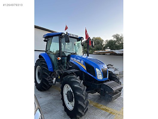 Machinery / Agricultural Machines / Tractors / New Holland / TD90D