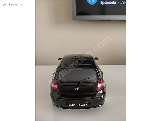 Kyosho Diecast Model 1:18 BMW Araba - 1311979536