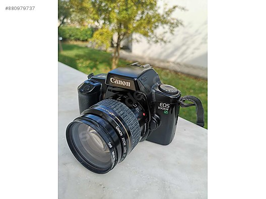 35 mm slr canon canon eos 1000f at