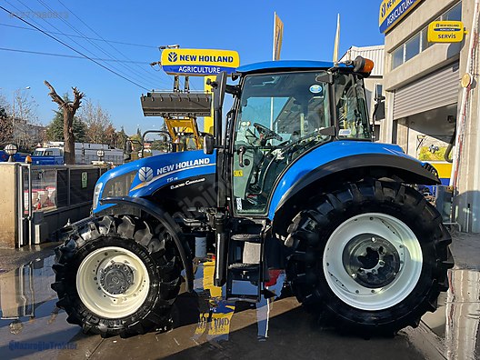 Machinery / Agricultural Machines / Tractors / New Holland / T5.115