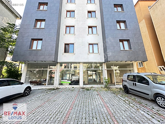 140m² Düz Giriş Satılık Boş Dükkan WC Araç Parkına Uygun H3.10