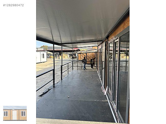 Machinery / Industrial / Containers & Cabins / Containers