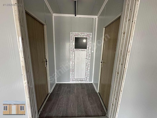 Machinery / Industrial / Containers & Cabins / Containers