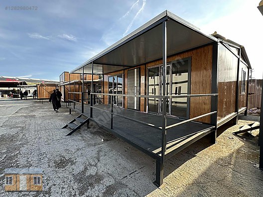 Machinery / Industrial / Containers & Cabins / Containers