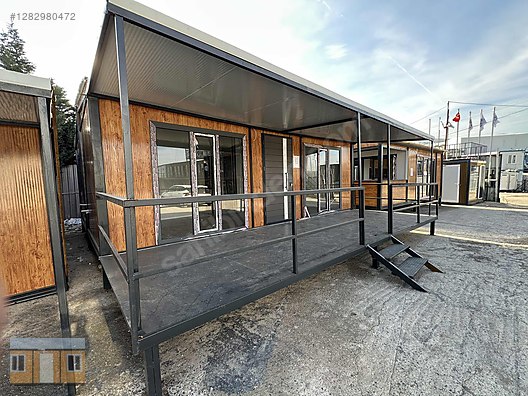 Machinery / Industrial / Containers & Cabins / Containers