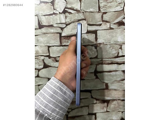 Used & Brand New Items / Cell Phones & Accessories / Cell Phones / Realme / 12