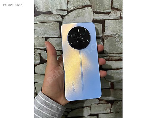 Used & Brand New Items / Cell Phones & Accessories / Cell Phones / Realme / 12