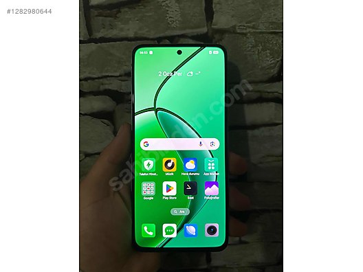 Used & Brand New Items / Cell Phones & Accessories / Cell Phones / Realme / 12