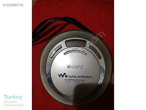 【ジャンク品】SONY CD WALKMAN G-Protection シルバー SONY CD WALKMAN G-PROTECTION - メルカリ