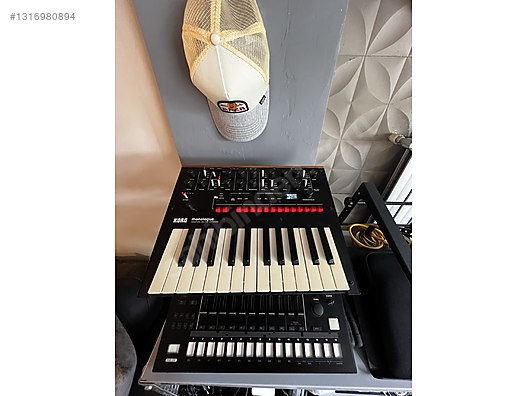 monologue KORG (純正アダプター付) SV monologue シンセサイザー アナログ モノフォニック KORG | Amazon 鍵盤楽器