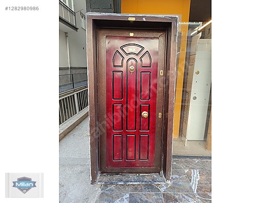 İkinci El ve Sıfır Alışveriş / Bahçe & Yapı Market / Yapı Malzemeleri / Kapı & Pencere / Çelik Kapı