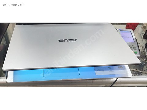 Asus / Temiz Asus / Ryzen 3 / 8GB Ram / 256GB SSD / Sağlam Batarya