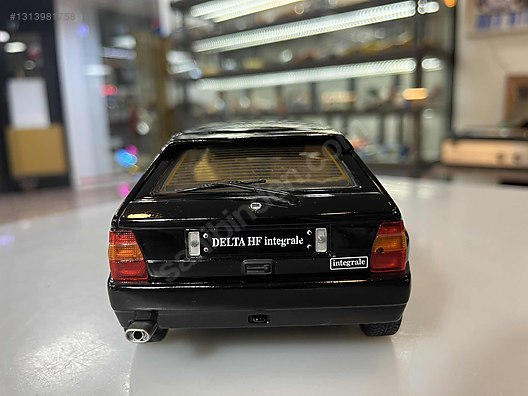 Ricko Diecast Model 1:18 Lancia Araba - 1313981758