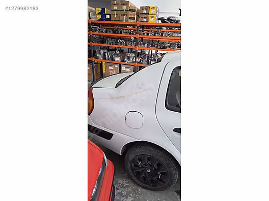 RENAULT Clio Renault Clio 1999-2008 Sağ Arka Çamurluk  Oto Mavili