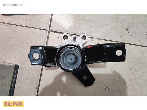 Otomobil & Arazi Aracı / Motor / COROLLA MOTOR KULAĞI AURİS SAĞ