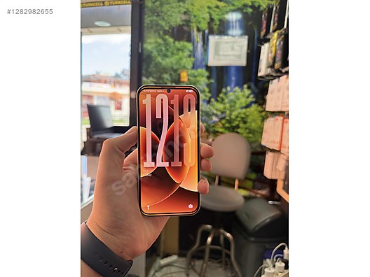 Used & Brand New Items / Cell Phones & Accessories / Cell Phones / Xiaomi / 17 Pro