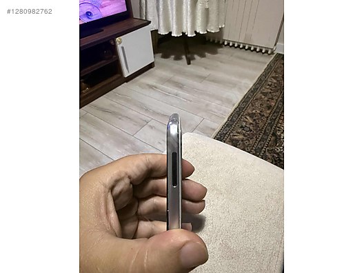 Used & Brand New Items / Cell Phones & Accessories / Cell Phones / Huawei / P9 Lite (2017)