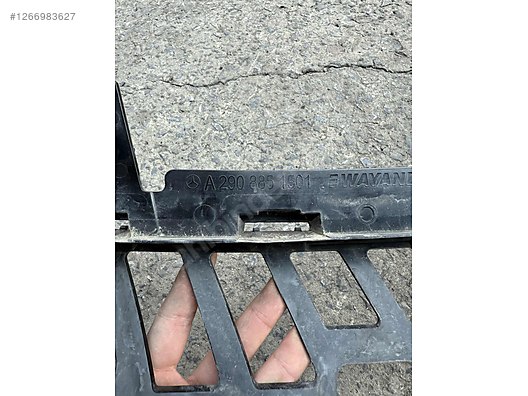 MERCEDES W290 AMG GT ÖN TAMPON ÜST BAĞLANTI AYAK A2908851501