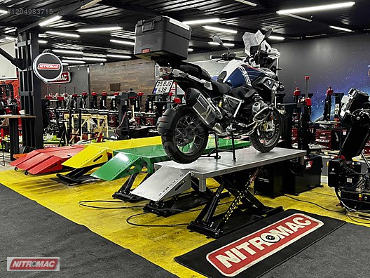 Machinery / Industrial / Industrial Machines / Automotive