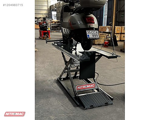 Machinery / Industrial / Industrial Machines / Automotive