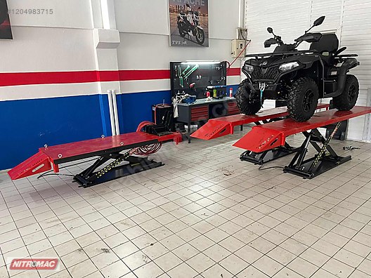 Machinery / Industrial / Industrial Machines / Automotive