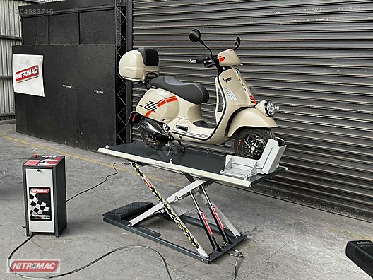 Machinery / Industrial / Industrial Machines / Automotive