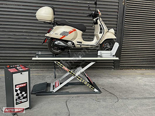 Machinery / Industrial / Industrial Machines / Automotive