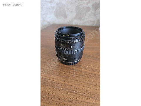 Lenses / Canon Compact-Macro Lens EF 50mm f/2.5 on sahibinden.com