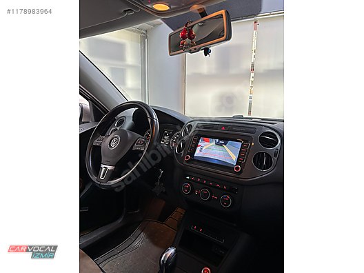 Vehicle Parts / Automotive Equipment / Audio & Video Systems / Car Multimedia Player