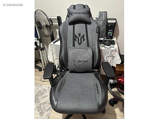 Used & Brand New Items / Gaming & Gamers Exclusive / Gaming Equipment / Gaming Chair