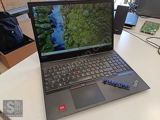 Lenovo / Lenovo ThinkPad E590 i7-8565U Radeon RX 550X 2GB 16 RAM