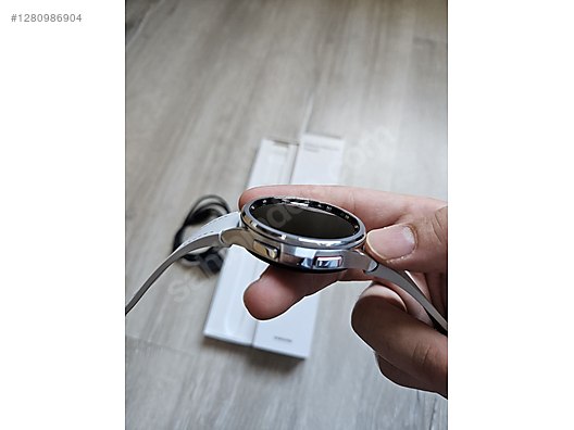 Used & Brand New Items / Cell Phones & Accessories / Wearable Technology / Smartwatch / Samsung