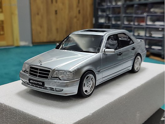 Otto Diecast Model 1:18 Mercedes Benz Araba - 1114987267