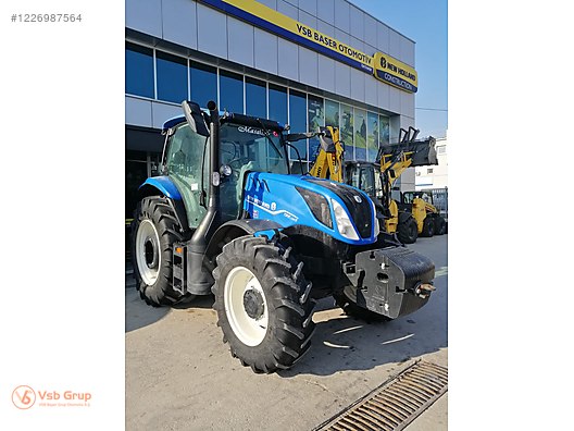 Machinery / Agricultural Machines / Tractors / New Holland / TR6.135S