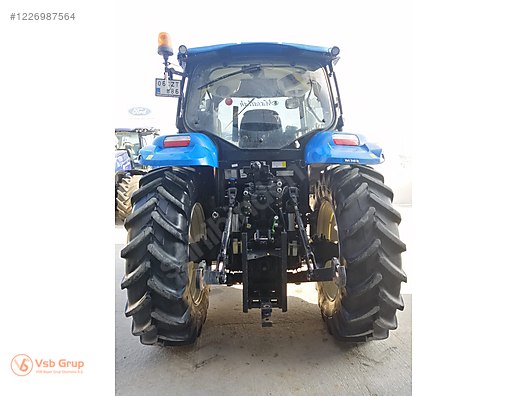 Machinery / Agricultural Machines / Tractors / New Holland / TR6.135S