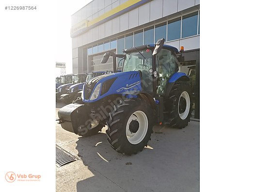 Machinery / Agricultural Machines / Tractors / New Holland / TR6.135S