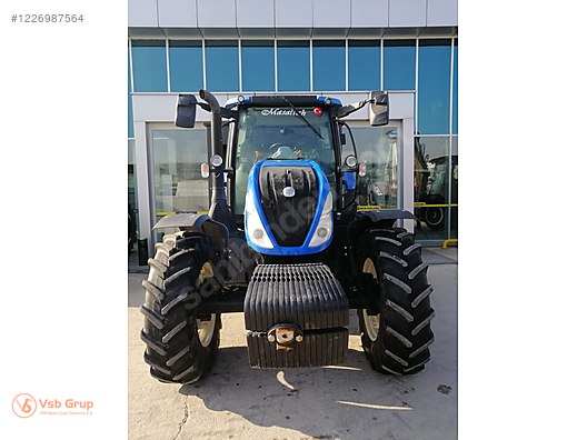 Machinery / Agricultural Machines / Tractors / New Holland / TR6.135S