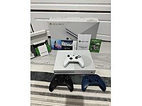 Xbox One S 1TB+ 3 Kol+ GTA5 CD