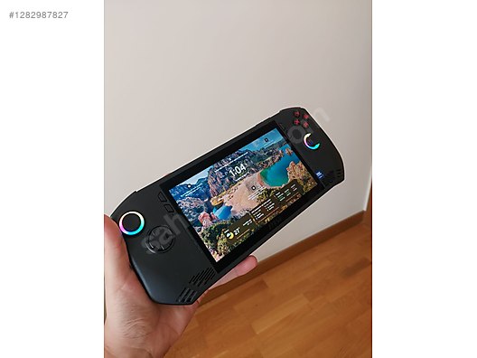 Used & Brand New Items / Gaming & Gamers Exclusive / Game Systems & Consoles / MSI Claw