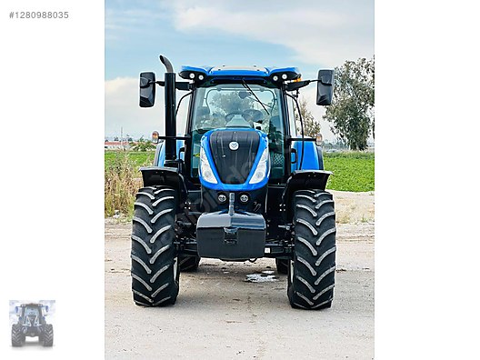 Machinery / Agricultural Machines / Tractors / New Holland / T7.270
