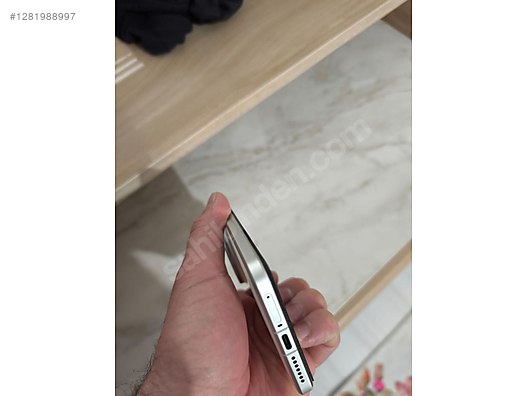 Used & Brand New Items / Cell Phones & Accessories / Cell Phones / Xiaomi / 15 Ultra