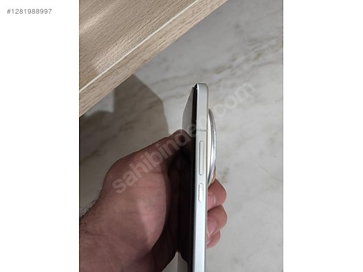 Used & Brand New Items / Cell Phones & Accessories / Cell Phones / Xiaomi / 15 Ultra