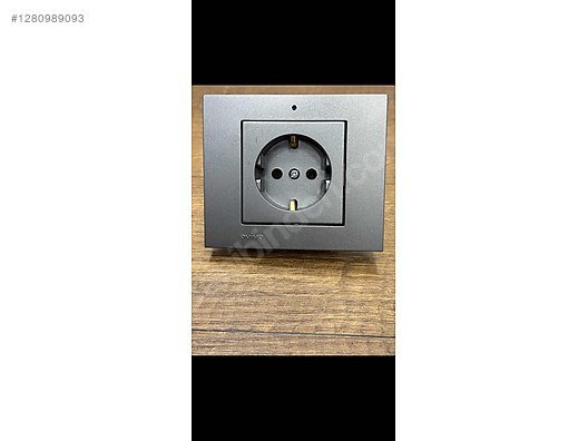 Used & Brand New Items / Cameras & Photographic Equipment / Video Cameras & Camcorders / Hidden & Miniature Cameras