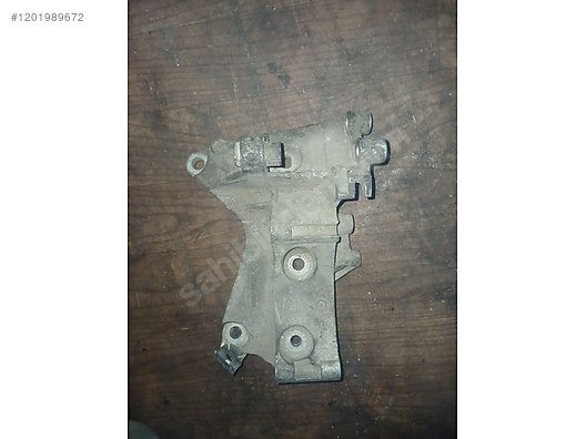 1.5 DCİ KANGO CLİO ŞARJ DİNAMOSU BAĞLANTI AYAĞI - Renault Şarj Dinamosu Fotoğrafı
