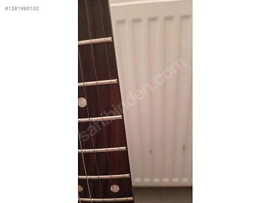 Squier Elektro Gitar